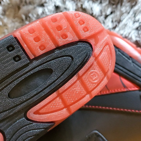 Boy's Light Up Spiderman Snow Boots - Picture 9 of 9